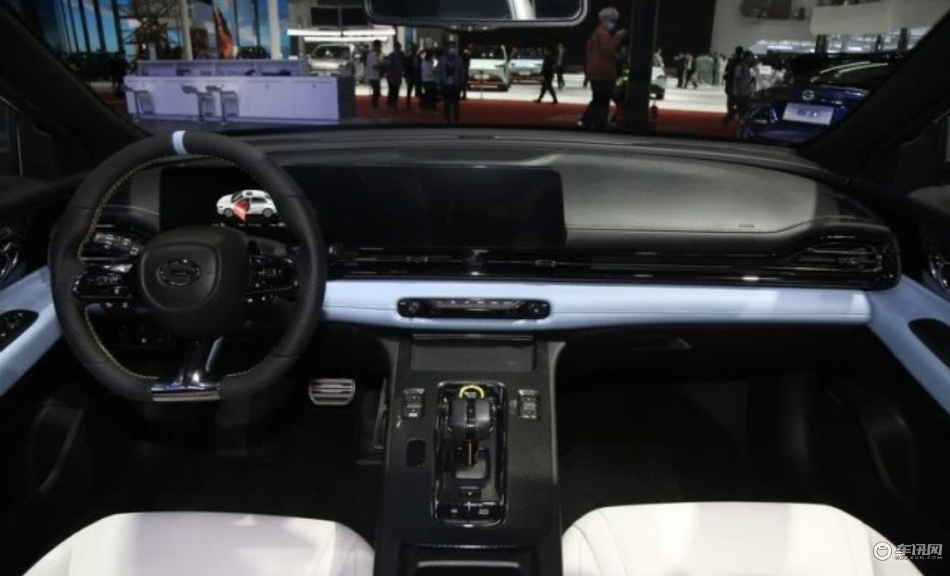 售价为12.80-14.80万元 广汽传祺影豹混动版正式上市 售价为12.80-14.80万元 广汽传祺影豹混动版正式上市