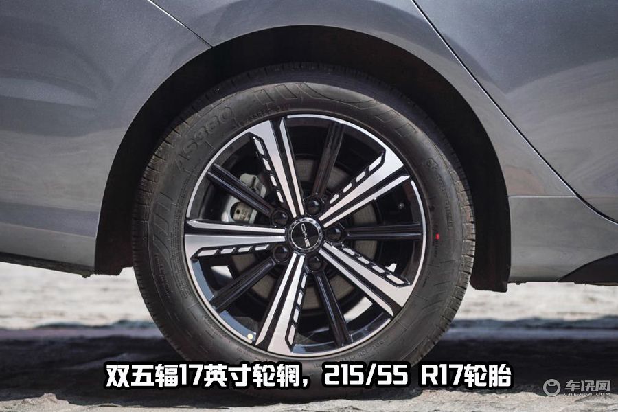 推荐55公里尊贵型，比亚迪驱逐舰05购车手册