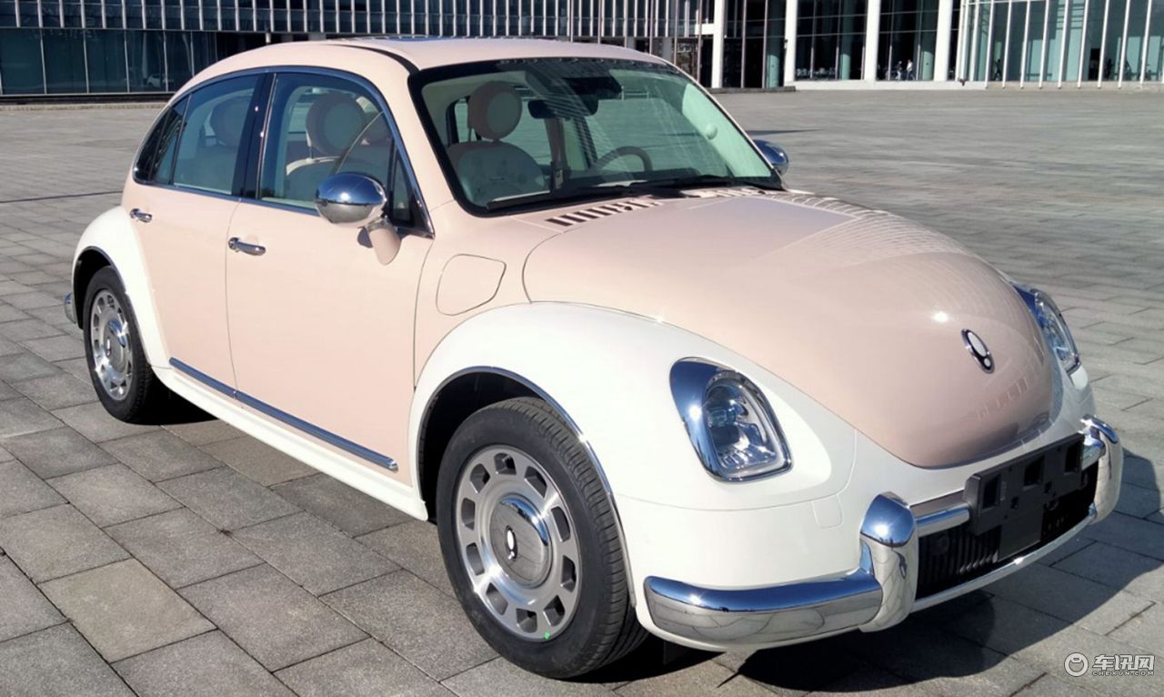 整个车头看上去非常的可爱