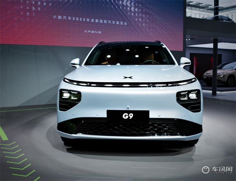 小鹏汽车首款中大型SUV--小鹏G9亮相成都车展