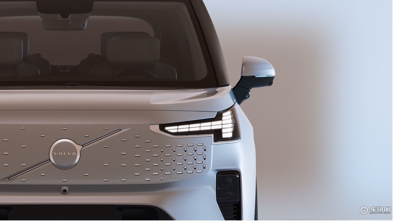 开启豪华MPV新时代 沃尔沃首款纯电豪华MPV EM90售价81.8万元
