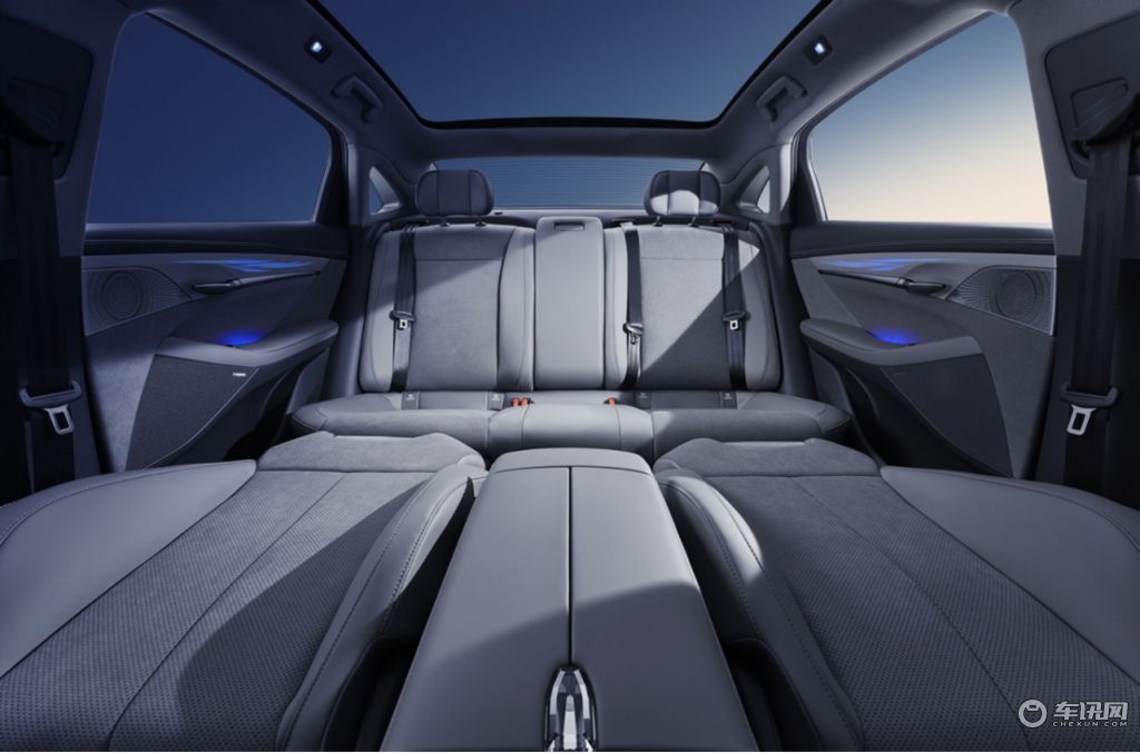 2023广州车展：岚图追光PHEV 26.69万元起售