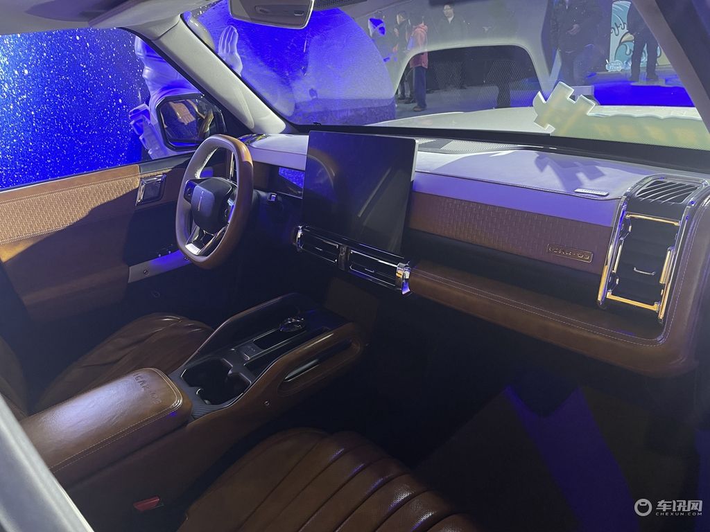 12.98万元起“潮盒电动SUV”iCAR 03开启全球预售