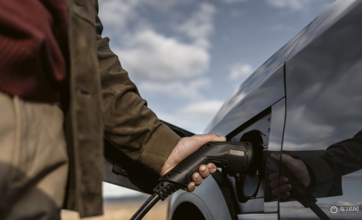 起售价约为40.49-44.22万元 雷克萨斯RZ海外正式上市 