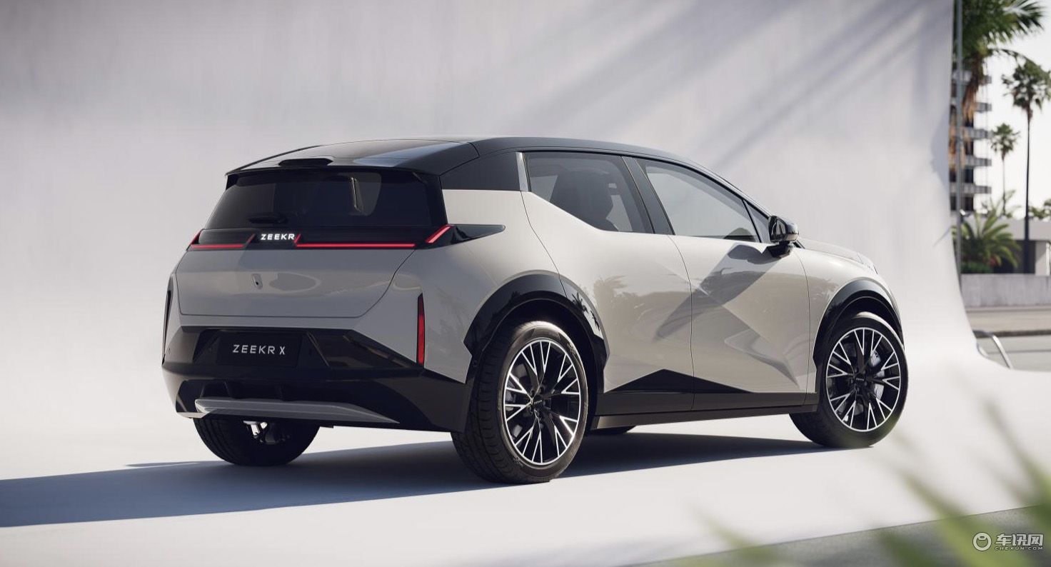 定位为紧凑型纯电SUV 极氪X实车曝光 