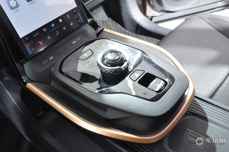 一汽丰田bZ3上市 16.98万元-19.98万元
