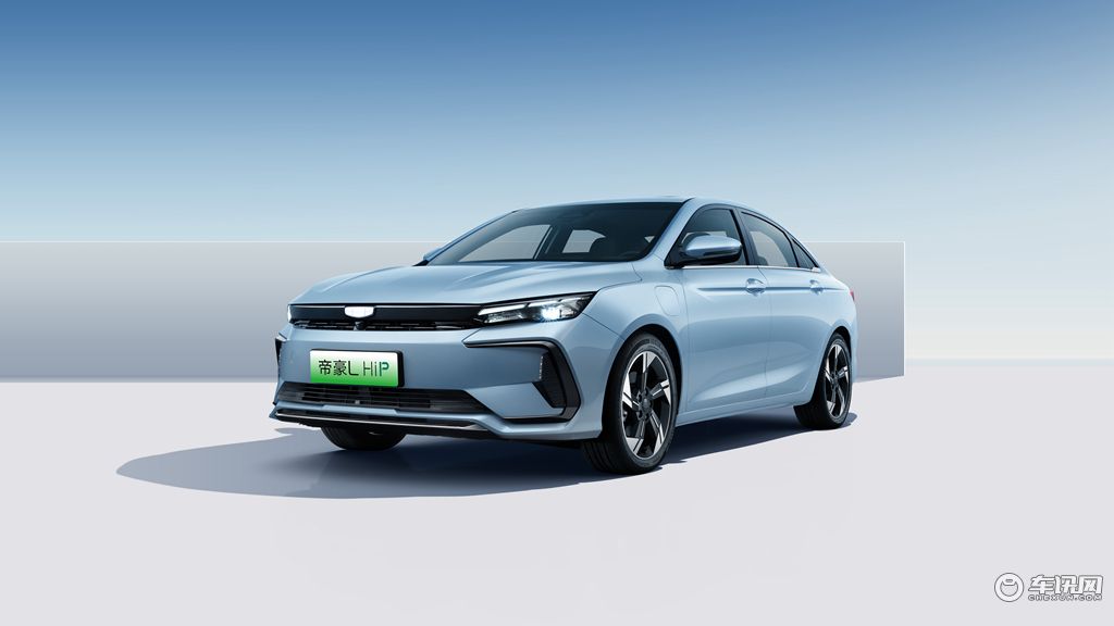 3.8L亏电油耗/100km纯电续航 2024款帝豪L HiP冠军版10.98万起
