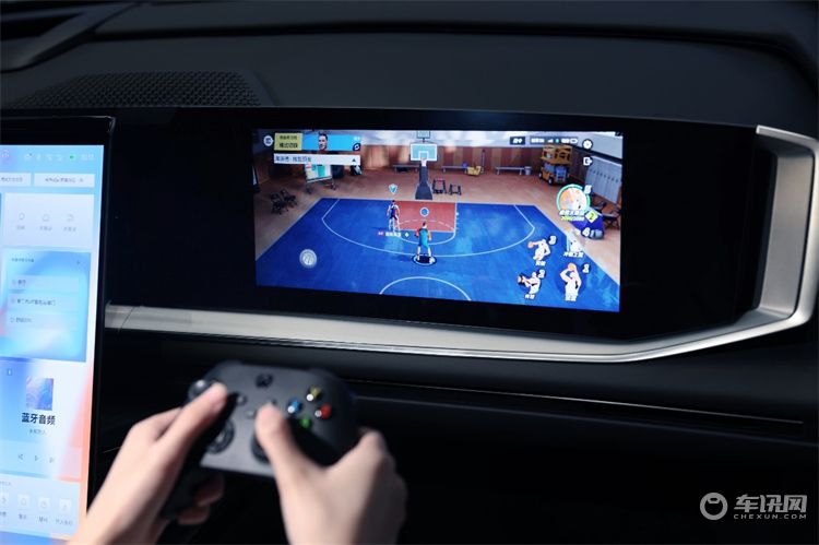 ​高合HiPhi X Y Z全系亮相成都车展 公布多项升级计划