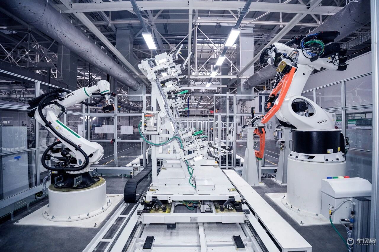 小鹏汇天新品牌发布 陆地航母获600台订单