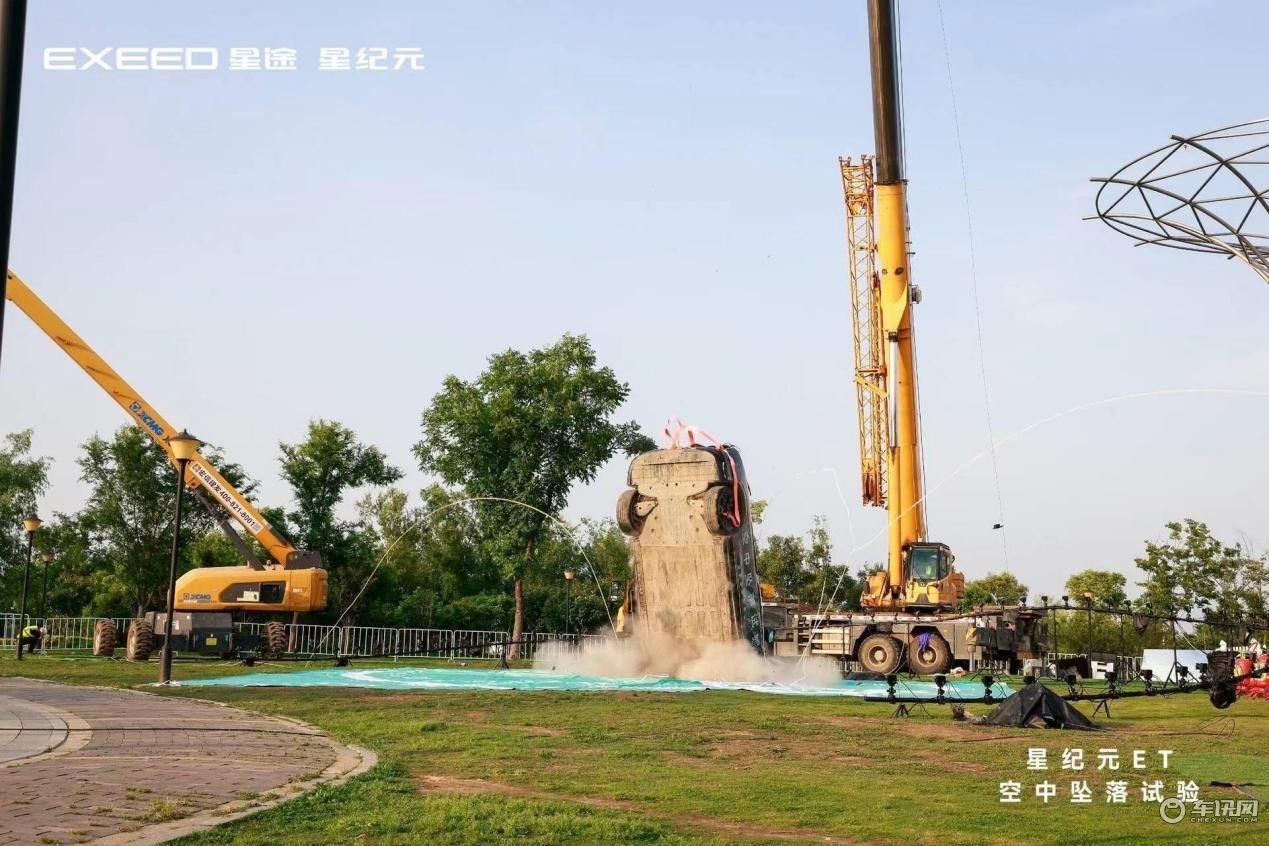 21.98萬起 2025款星紀元ET純電大 重塑C級純電SUV價值巔峰
