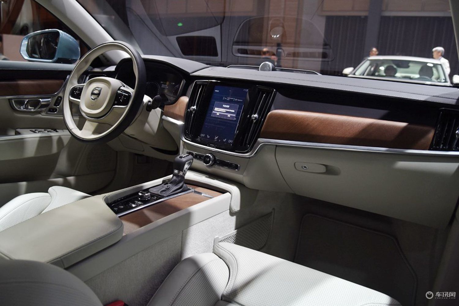 沃尔沃 沃尔沃S90