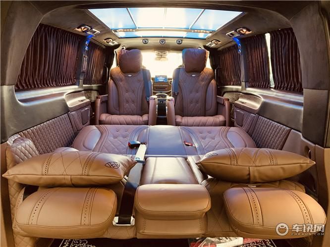 奔驰V260L改装迈巴赫立标现车全国一台