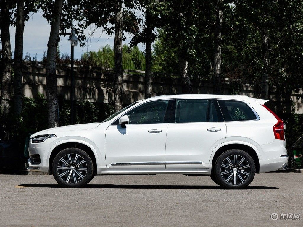 沃尔沃xc90 高端SUV值得你拥有
