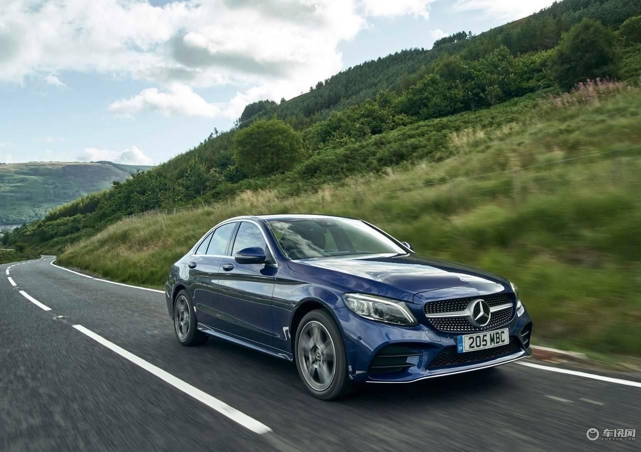 Mercedes-Benz-C-Class-2019-1280-05.jpg