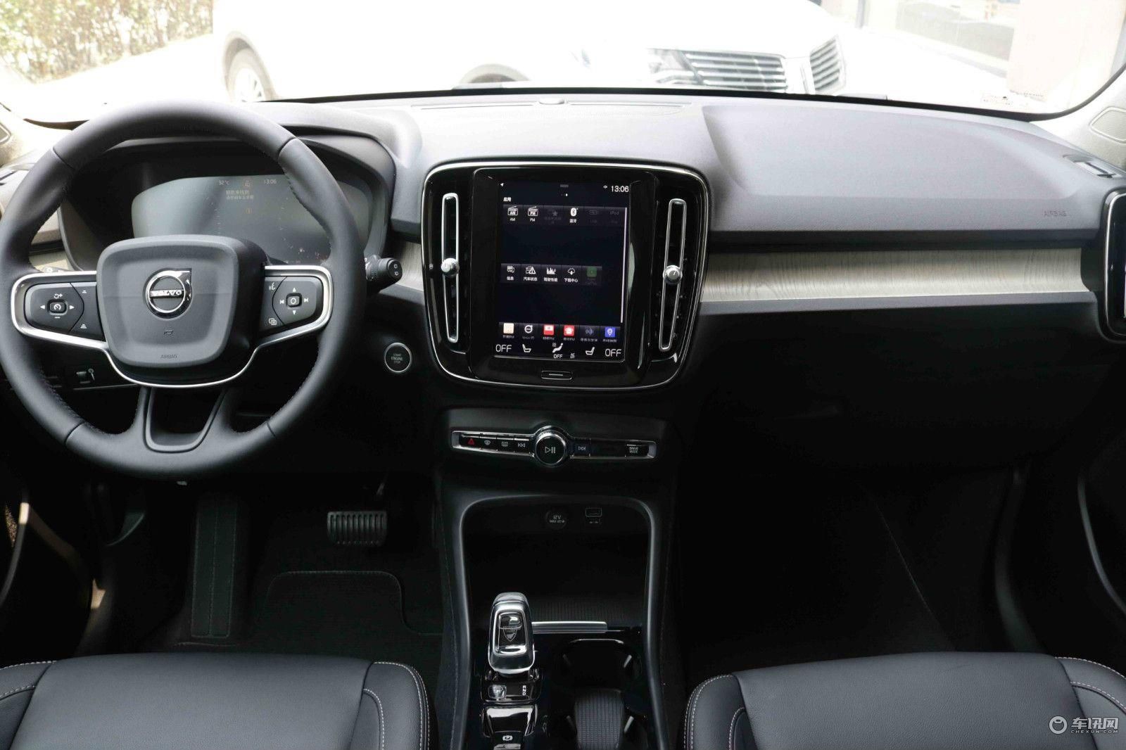 沃尔沃XC40价格让利中 颜色可选 