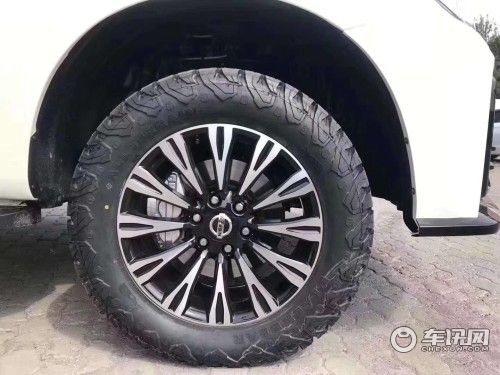 19款日产途乐4.0XE 黑色现车价格最便宜