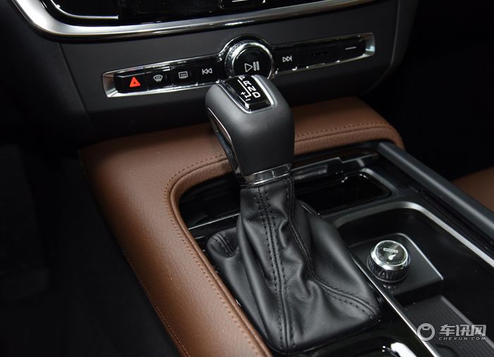 全新沃尔沃S90限时优惠高达万元 现车在售