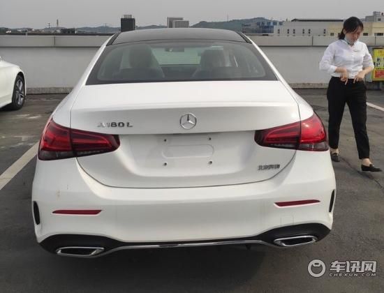 奔驰A级特殊配置最新报价 奔驰A200价格及图片