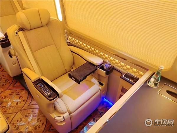 丰田考斯特11座价格 考斯特12座多少钱