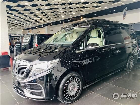 技术与智慧集和一体的奔驰V260L升级迈巴赫商务