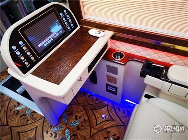 丰田考斯特12座价格 考斯特12座豪华版价格