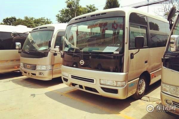 丰田考斯特12座豪华版价格 考斯特12座优惠