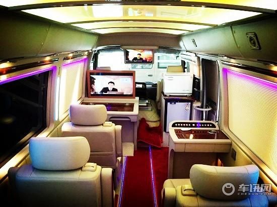 进口丰田考斯特多少钱 丰田考斯特12座价格