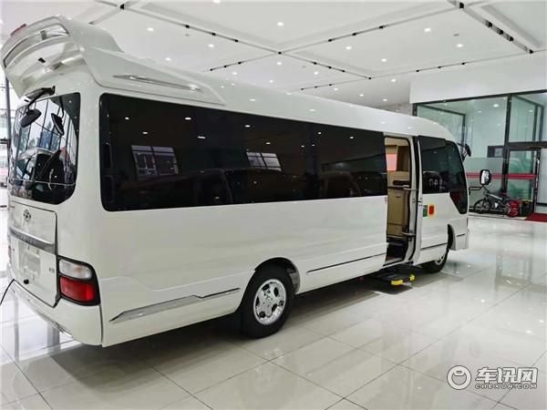 丰田考斯特11座报价埃尔法版参数及价格