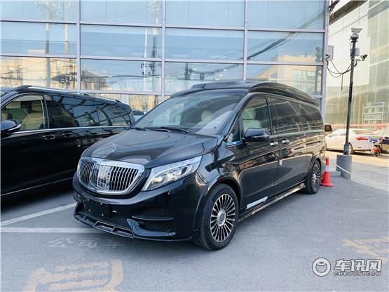 一款个性化设计的奔驰V260L改装迈巴赫商务车