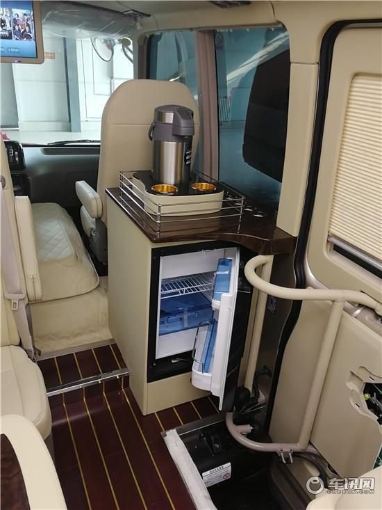 丰田考斯特中巴车排放量是国几