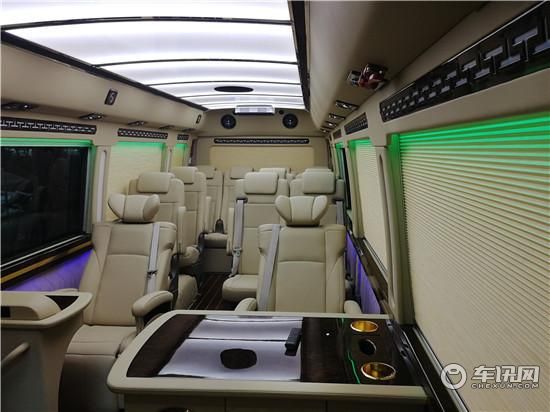 丰田考斯特中巴车排放量是国几