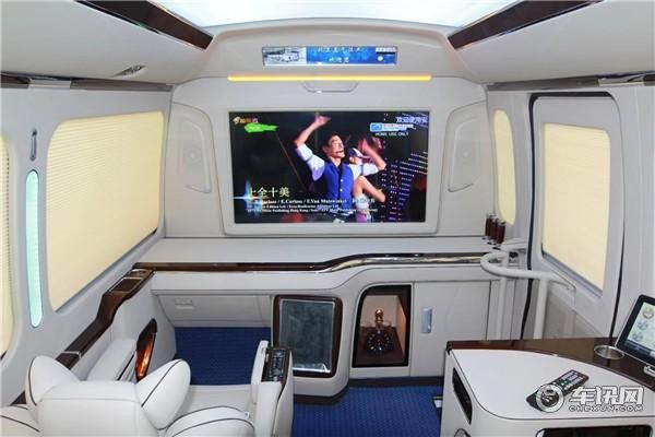 丰田柯斯达2020款12座4.0L汽油豪华版