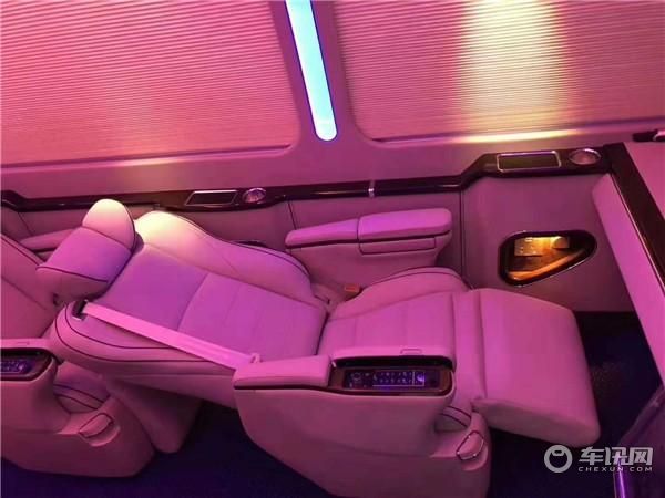 丰田柯斯达2020款12座4.0L汽油豪华版