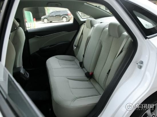 别克英朗四缸报价多少钱 英朗轻混价格及图片