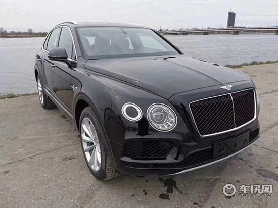 20款宾利添越4.0汽油黑外红内235万起步国六港口现车