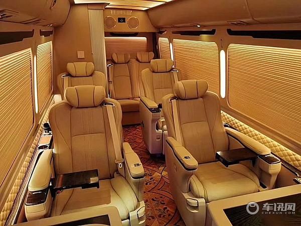 丰田考斯特十一座价格(11座)考斯特配置多少钱