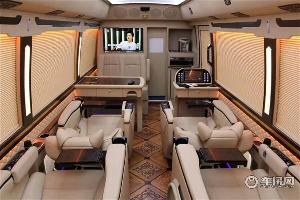 丰田考斯特商务中巴车丰田柯斯达11座汽车