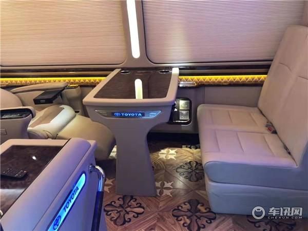 丰田考斯特改装丰田柯斯达房车专业改装