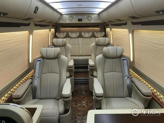 丰田考斯特商务旅居车多少钱 旅居车价格表