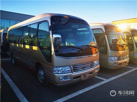 丰田考斯特10座房车 柯斯达4.0l多少钱