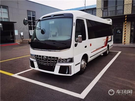 丰田考斯特11座价格 十一座限量版现车