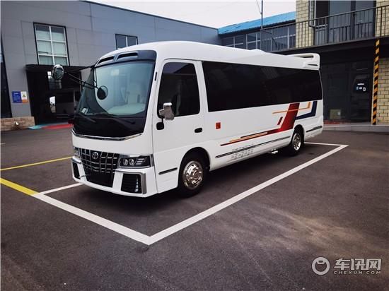 丰田考斯特(12座)现车 改装蒙娜丽莎版价格