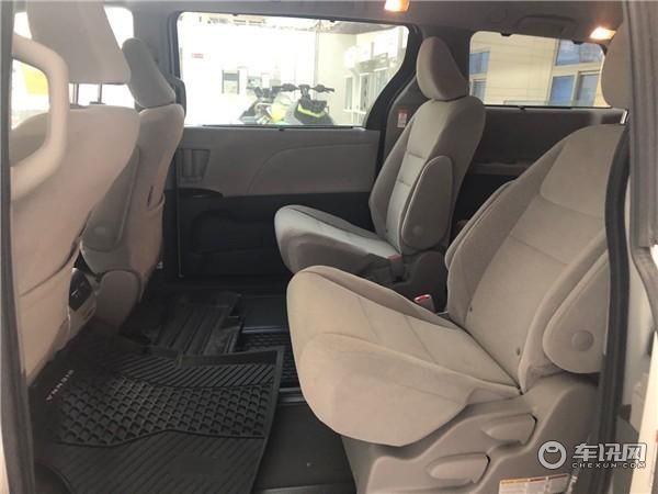 20款丰田塞纳两驱LE金秋钜惠 豪华升级 购车送精美装饰