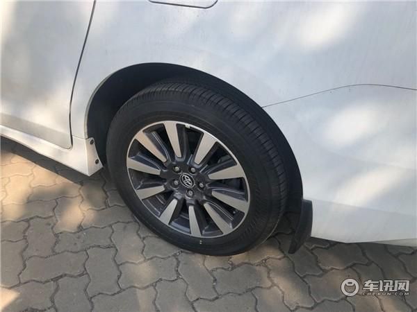 20款丰田塞纳两驱LE金秋钜惠 豪华升级 购车送精美装饰