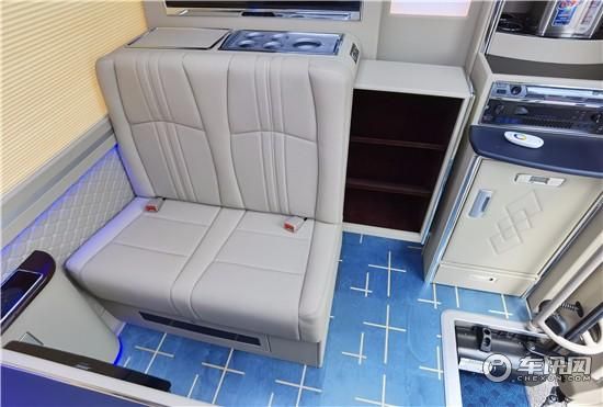 公司接待用什么车 丰田考斯特10座报价
