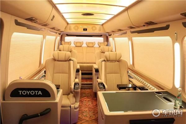 丰田考斯特12座报价 四川丰田考斯特价格