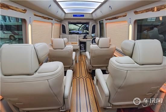 丰田考斯特行政版 12座豪华版报价