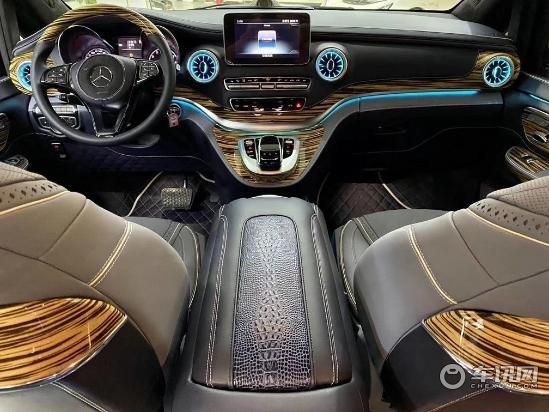 奔驰V260L改装升级迈巴赫VS680厂家报价