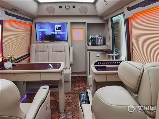 丰田考斯特房车款 考斯特7座房车价格