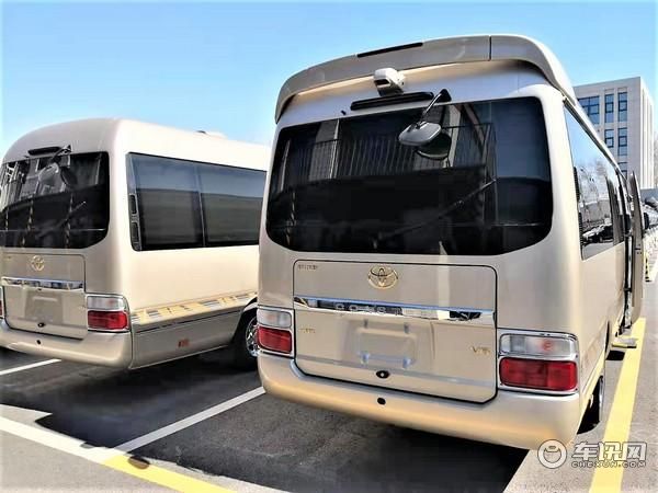 丰田柯斯达9座豪华型客车-商务车图片
